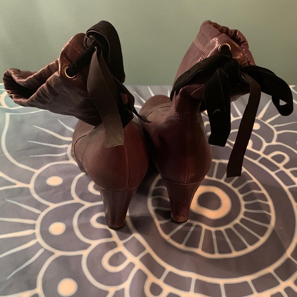 Beautiful Burgundy slouchy booties size 39 - Picture 3 of 6